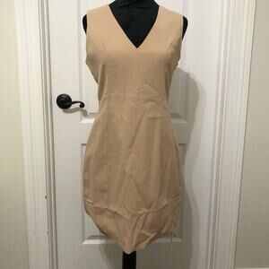 Commense Women's Sheath‎ Dress Size Medium Beige V-Neck Knee Length Pullover